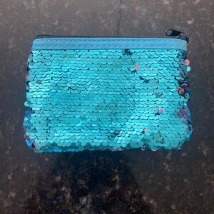 Avenue 9 Flip Sequin Change Coin Purse
